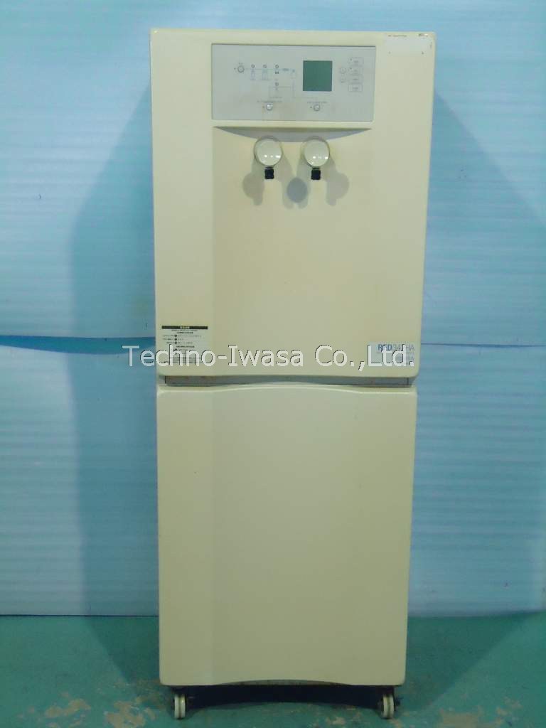 �������������u